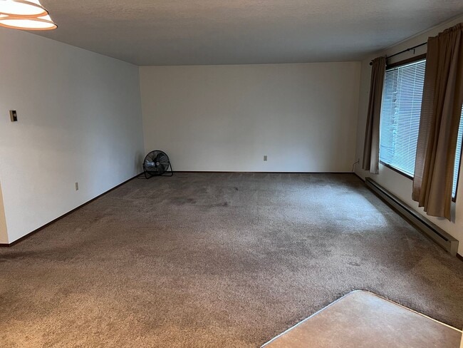 Building Photo - Krumland - Horizon 3 units