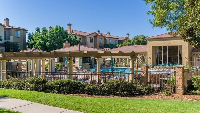 Building Photo - 9320 Hillery Dr