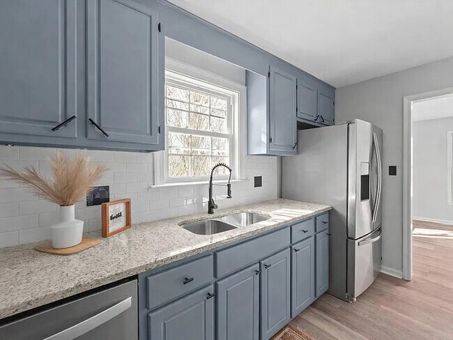 Building Photo - Earn Wealth While Leasing - Like a Homeowner - Lease to Own