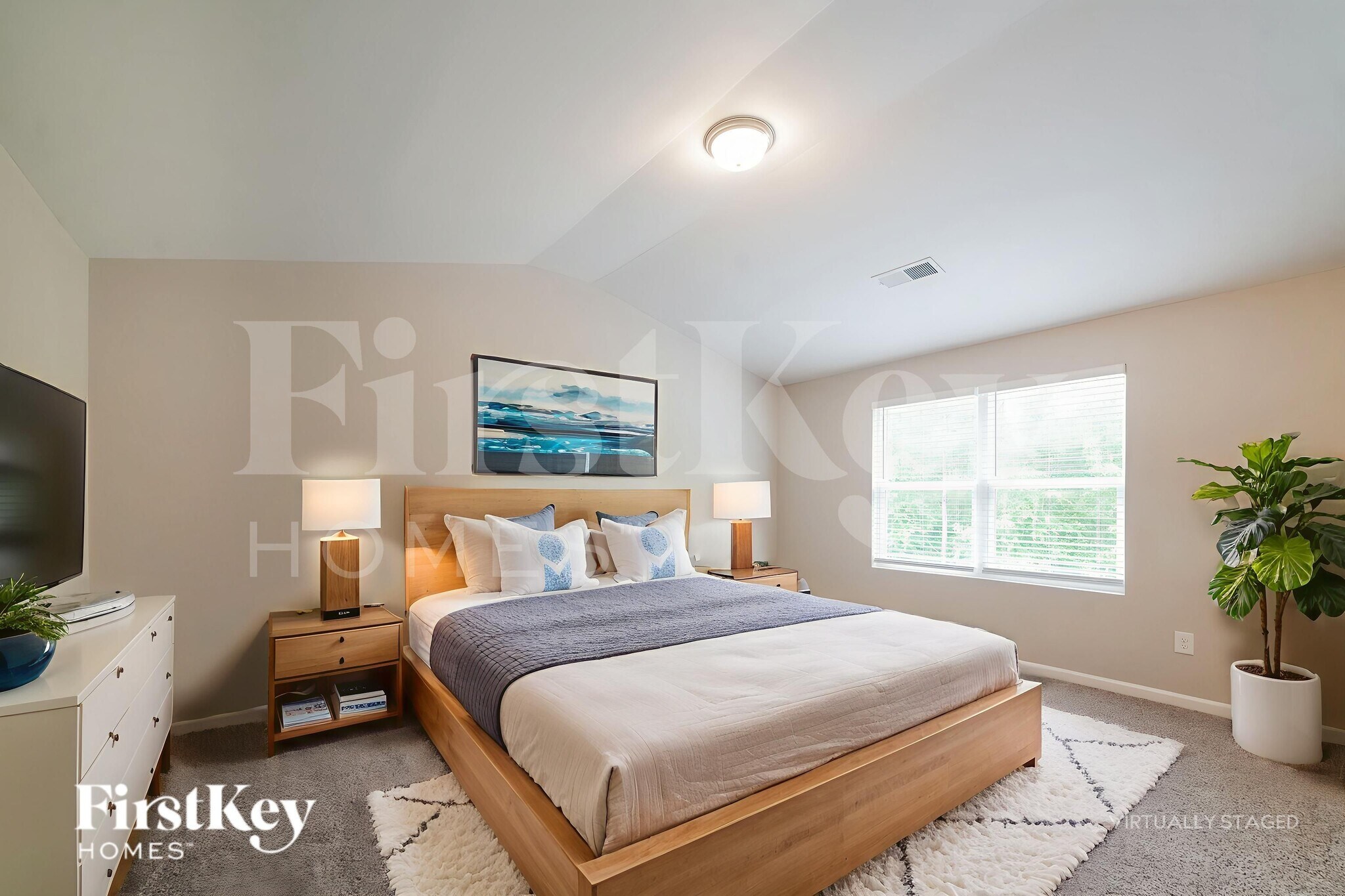 Building Photo - 221 Lantana Crossing