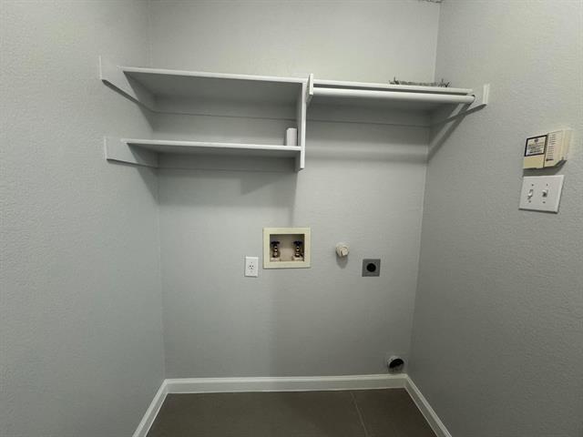 Building Photo - 5616 Indian Hill Dr