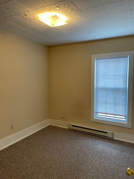 Building Photo - 108 Erie St