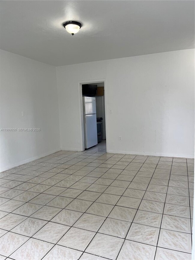 Building Photo - 14155 NE 14th Ave