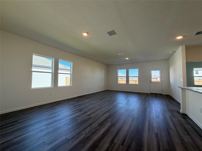 Building Photo - 132 Rother Pl