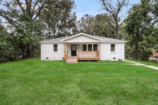 Building Photo - 30 Guerry Cir