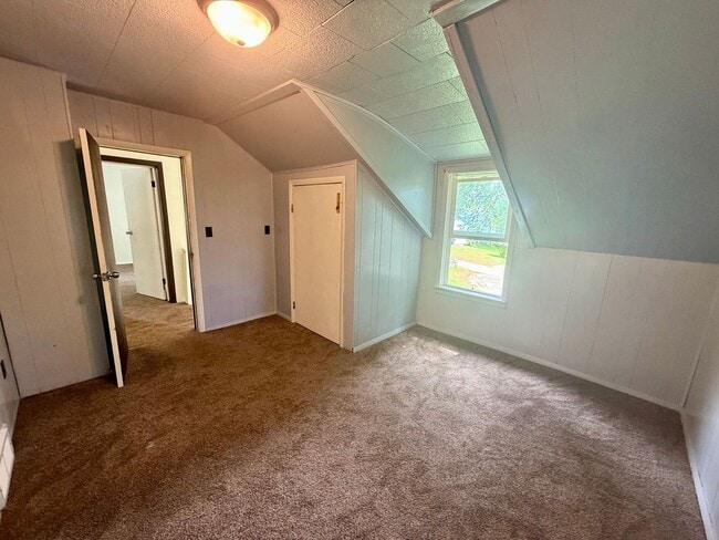 Building Photo - 4 Bed 2 Bath Single Family Home in Wausau