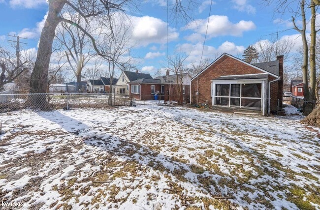 Building Photo - 14024 Grandville Ave