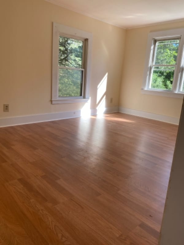 Building Photo - 134 School St