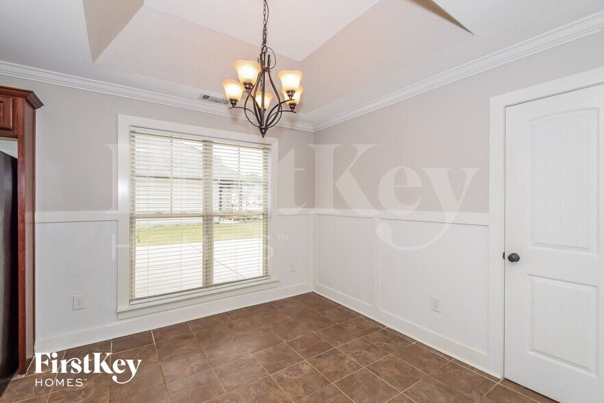 Building Photo - 4878 Stonecreek Way