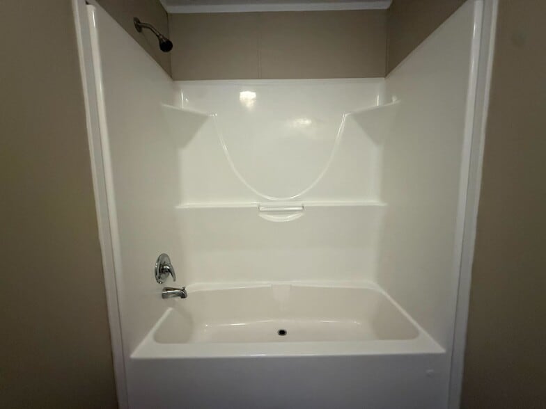 Building Photo - 71618 Penny Ct