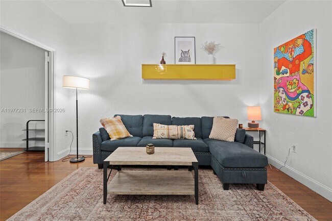 Building Photo - 1211 Pennsylvania Ave