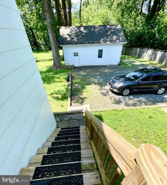 Building Photo - 225 Dewey Dr