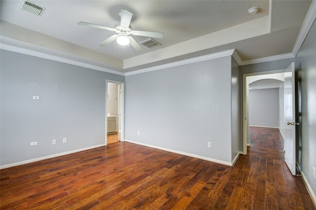 Building Photo - 19402 Hickory Meadow Ln