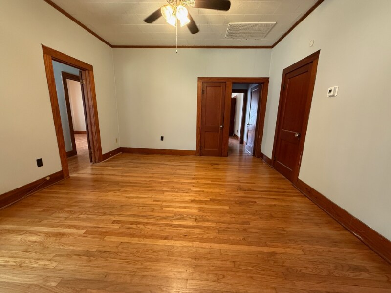 Building Photo - 416 Voorhies St