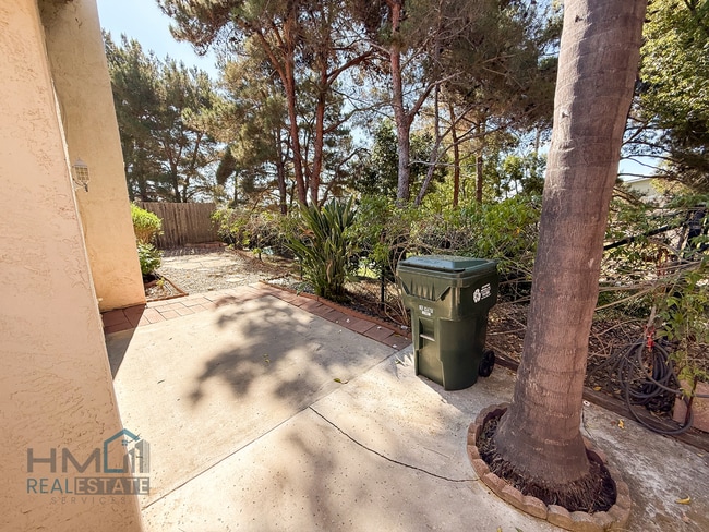 Building Photo - 2 Bed, 2 Bath Rental Home in Silverado Gat...