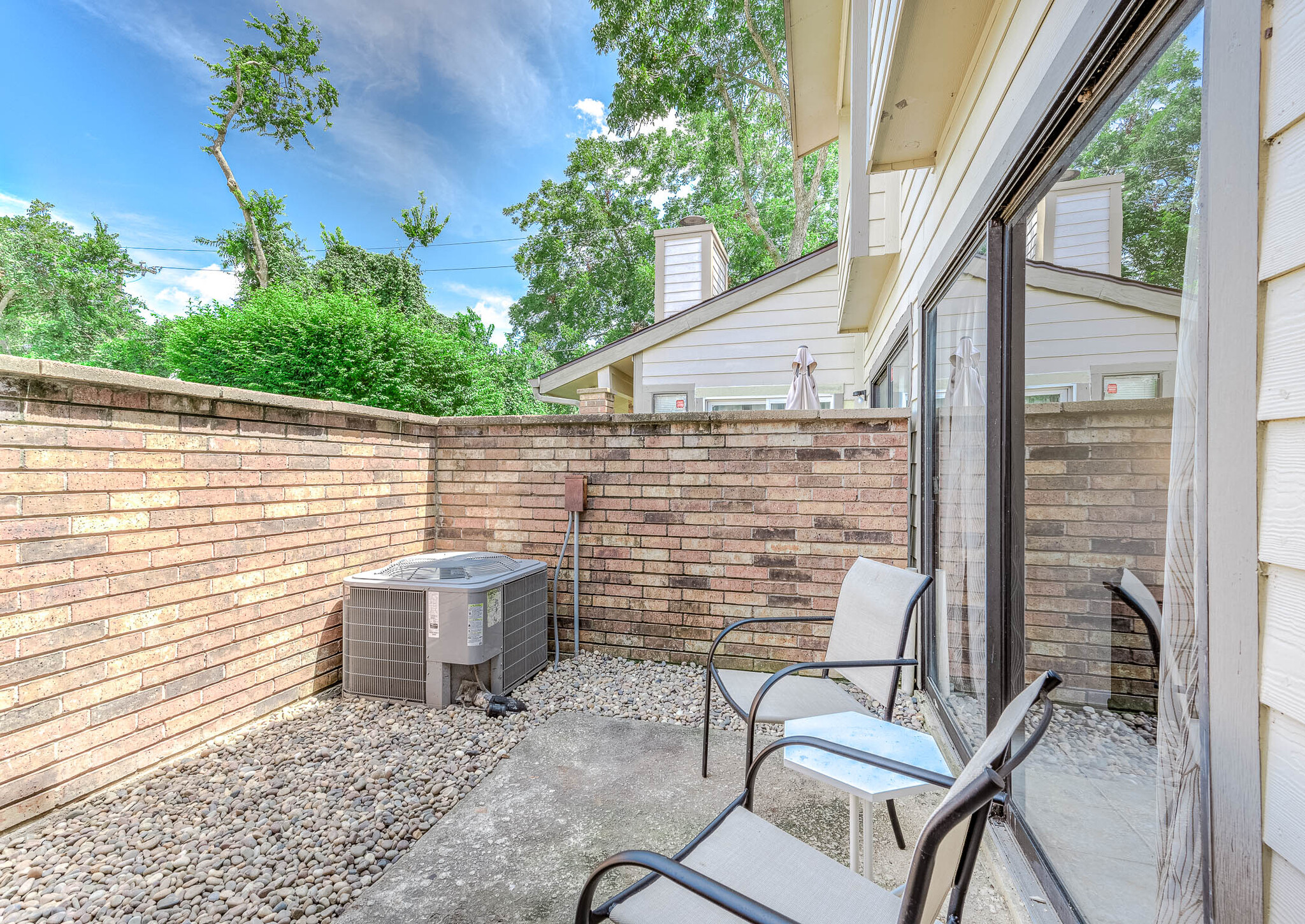 Patio - 200 Pecan Dr