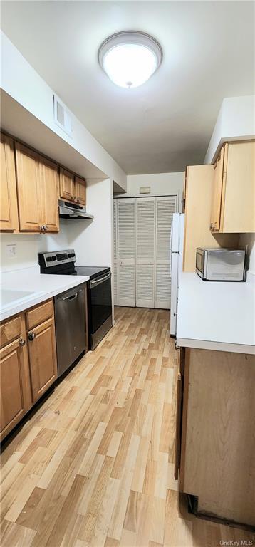 Building Photo - 208 Harris Rd