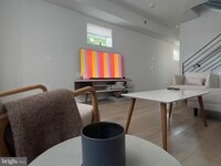 Building Photo - 2700 Sears St