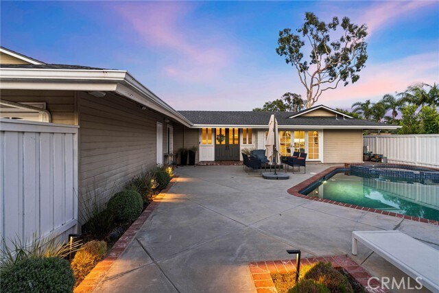 Building Photo - 1800 Glenwood Ln