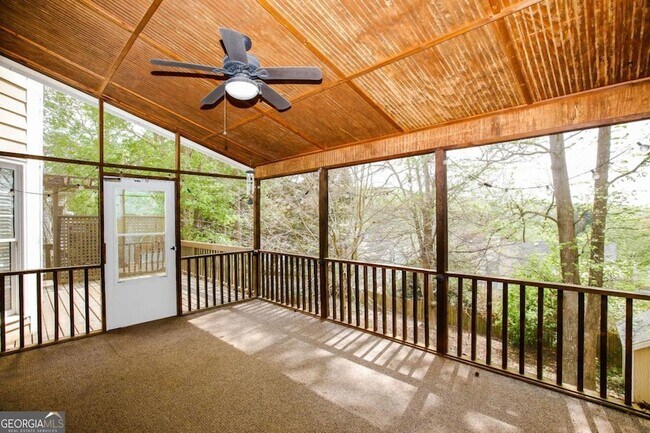 Building Photo - 435 Chandler Ct