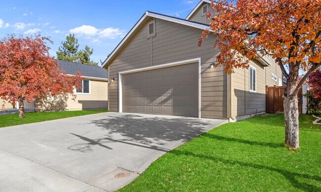 Building Photo - 3965 N Heritage View Ave