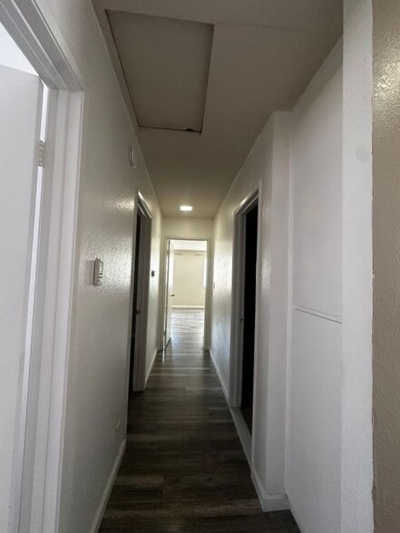Building Photo - 43770 Santa Rosa Cir