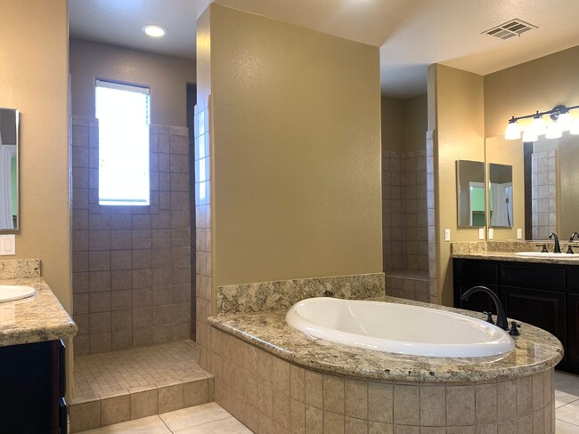 Building Photo - Four Bedrooms, Loft, and Downstairs Bedroo...