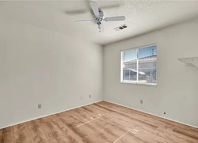 Building Photo - 5464 Mariposa Ave