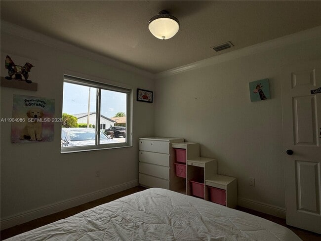 Building Photo - 2875 W 72nd Terrace