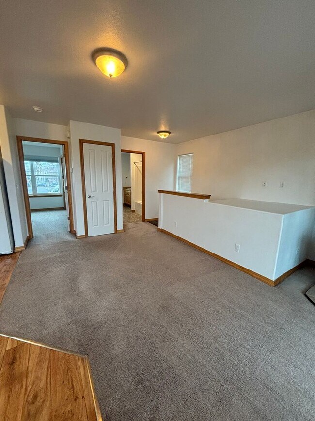 Building Photo - 2418-2420 Ernest