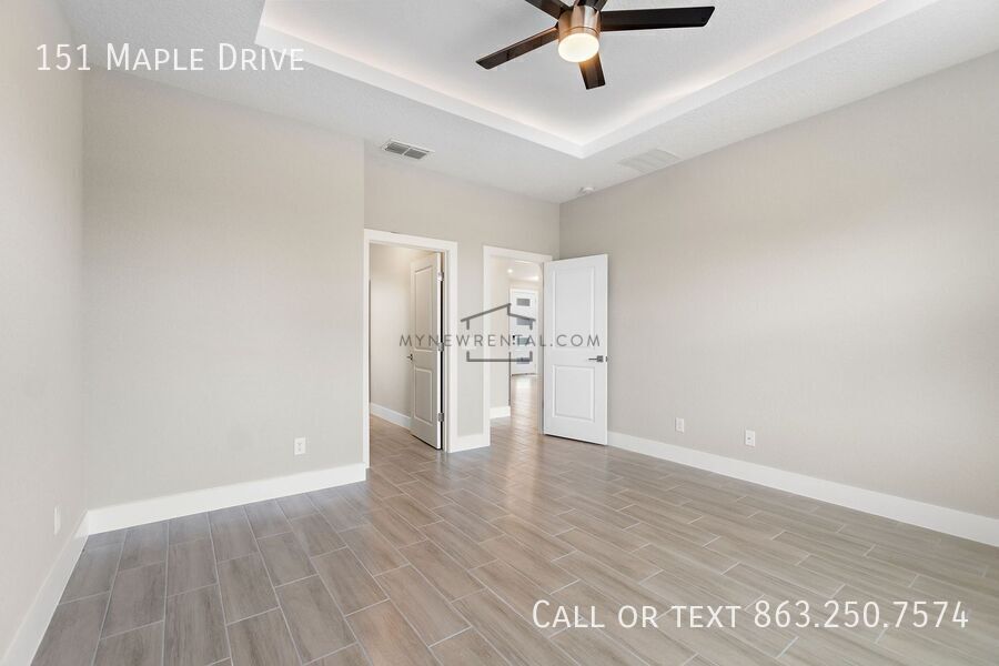 Building Photo - 151 Maple Dr