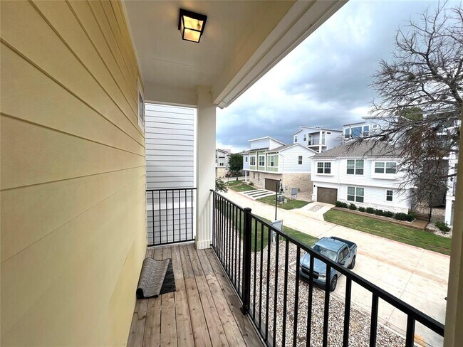 Building Photo - 2009 Teagle Dr