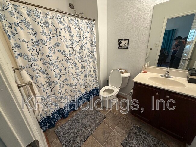 Building Photo - 1124 Rodgers St