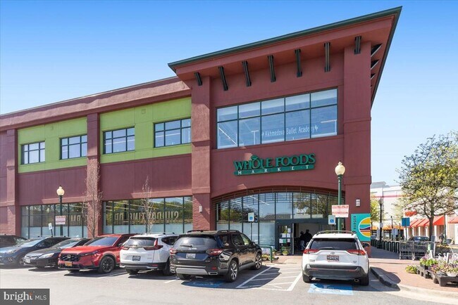 Building Photo - 7923 Eastern Ave NW