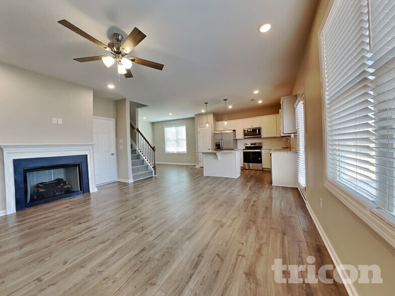 Building Photo - 177 Sawyer Ml Dr