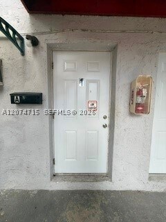 Building Photo - 237 NE 58th St