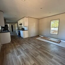 Building Photo - 200 Oakleigh Dr