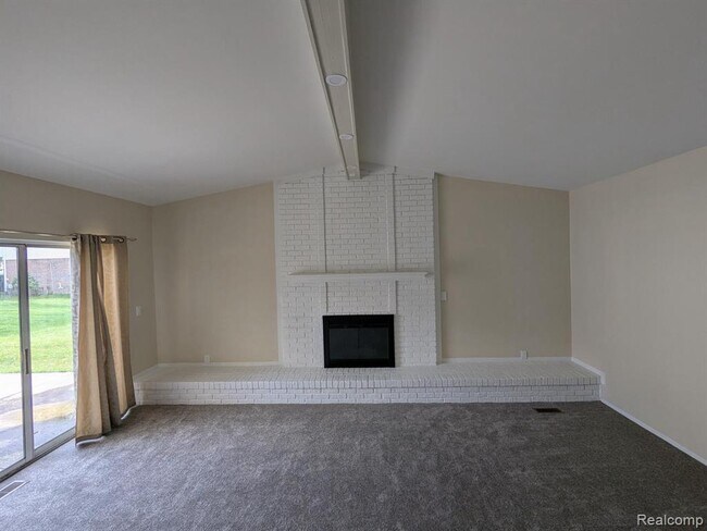 Building Photo - 1344 Revere Dr