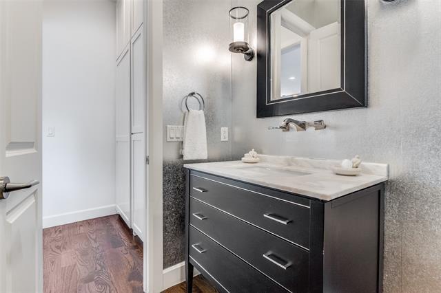 Building Photo - 3515 Normandy Ave