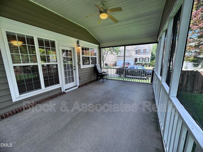 Building Photo - 3303 Colorcott St