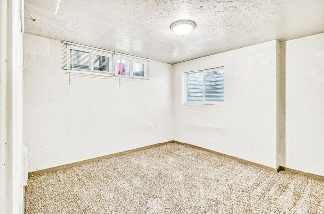 Building Photo - 1463 E 2700 S