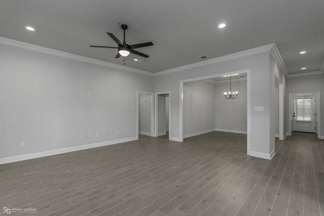 Building Photo - 212 Paisley Ln