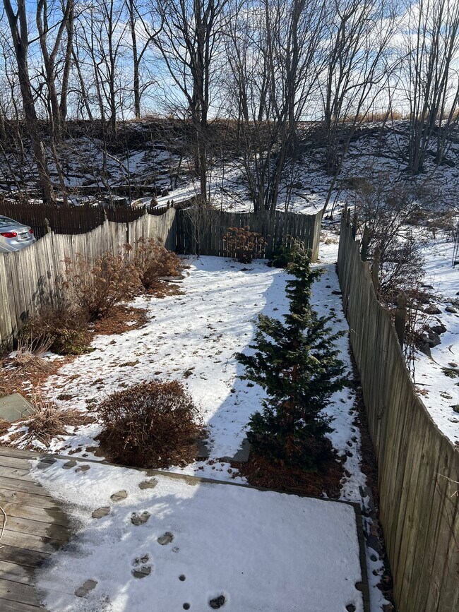 Building Photo - 161 N Gates Ave