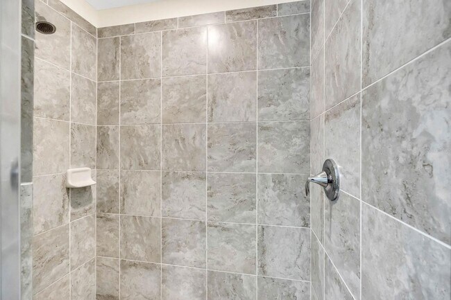 Building Photo - 17510 Gawthrop Dr