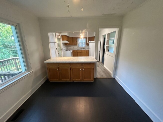 Building Photo - 244 Vallejo Cir