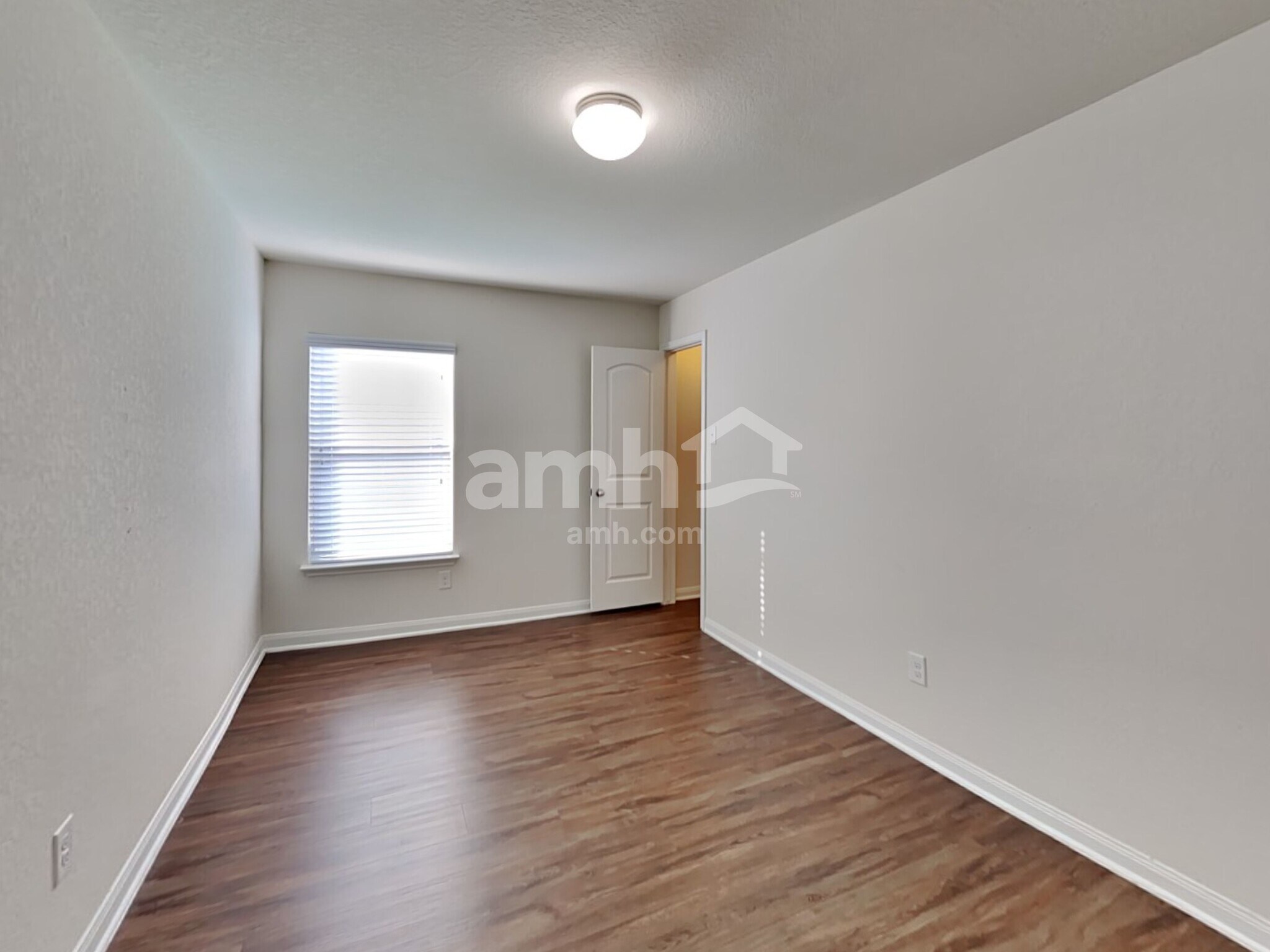 Building Photo - 7559 Bowdre