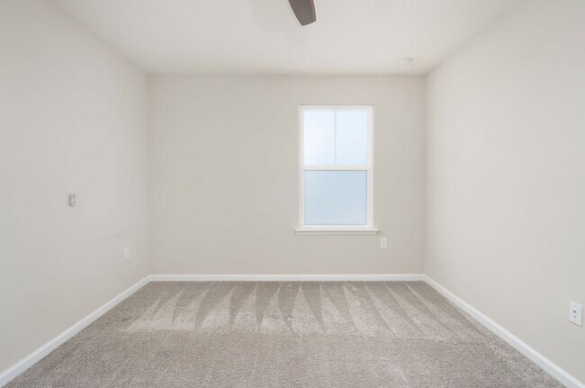 Building Photo - New 3/2.5 Townhome in Ormond Beach