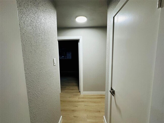 Building Photo - 5926 Par 4 Dr