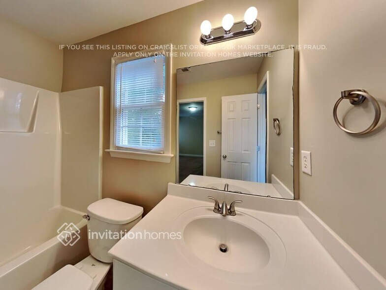 Building Photo - 308 Tarragon Trail