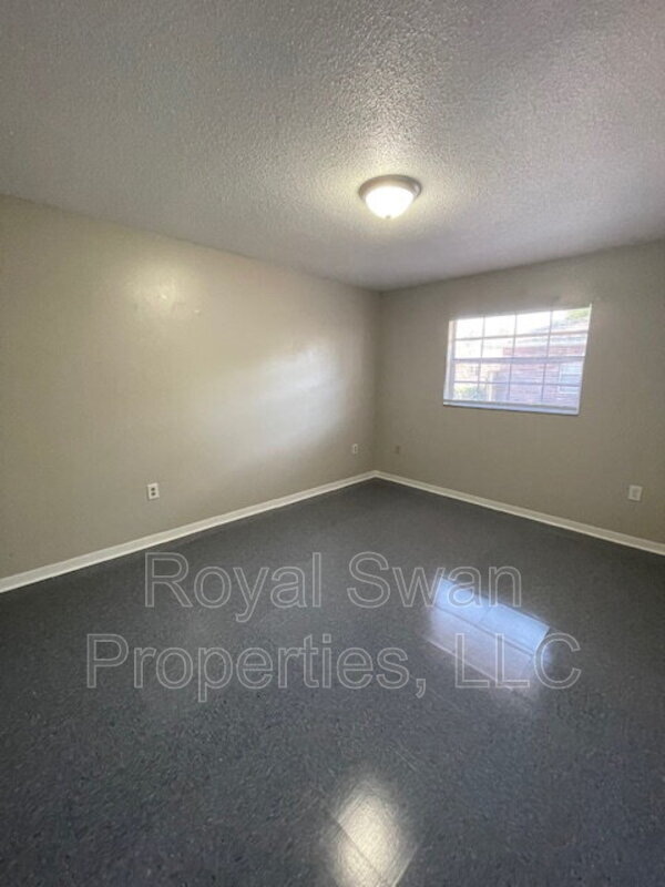 Building Photo - 914 Marietta St